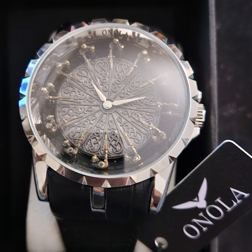 STUNNING ONOLA MILITARY WATCH NEW WITH TAGS AND BOX - Picture 7 of 7
